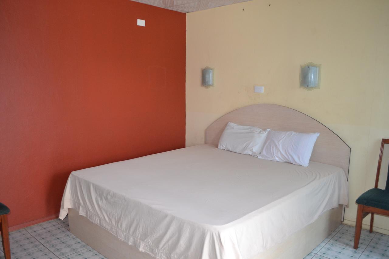 Funworld Plaza Hotel Νάντι Εξωτερικό φωτογραφία